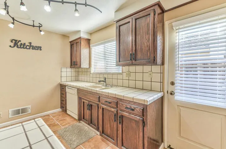 110 Nissen Road 3, Salinas, California 93901