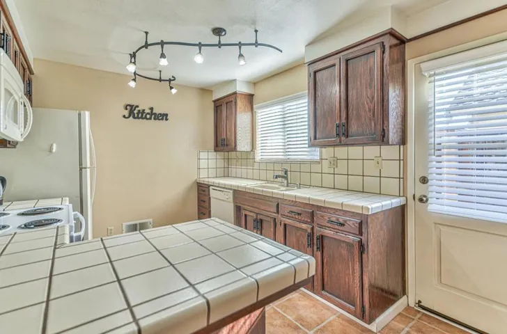 110 Nissen Road 3, Salinas, California 93901