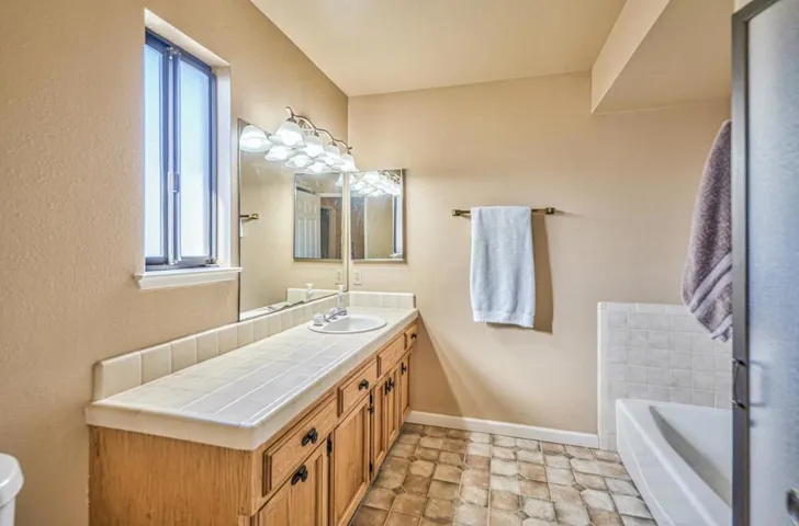 110 Nissen Road 3, Salinas, California 93901