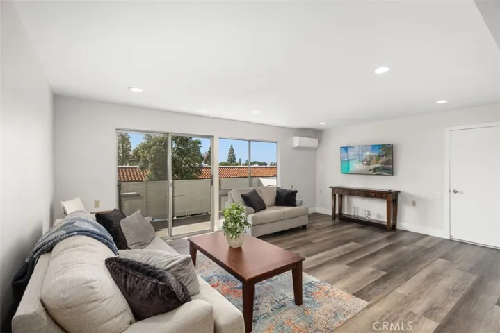 2207 Via Mariposa East A, Laguna Woods, California 92637