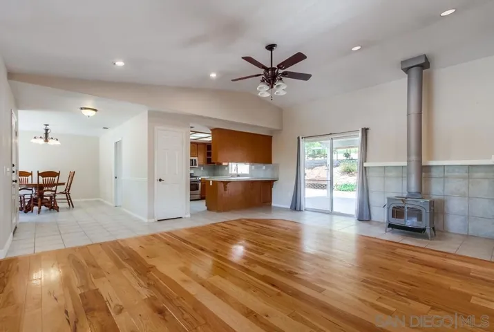 24574 Del Amo Rd, Ramona, California 92065
