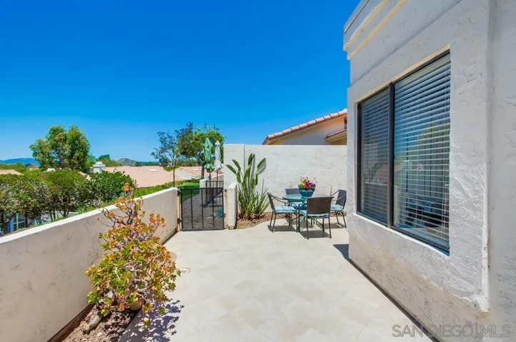 12844 Corte Arauco, San Diego, California 92128
