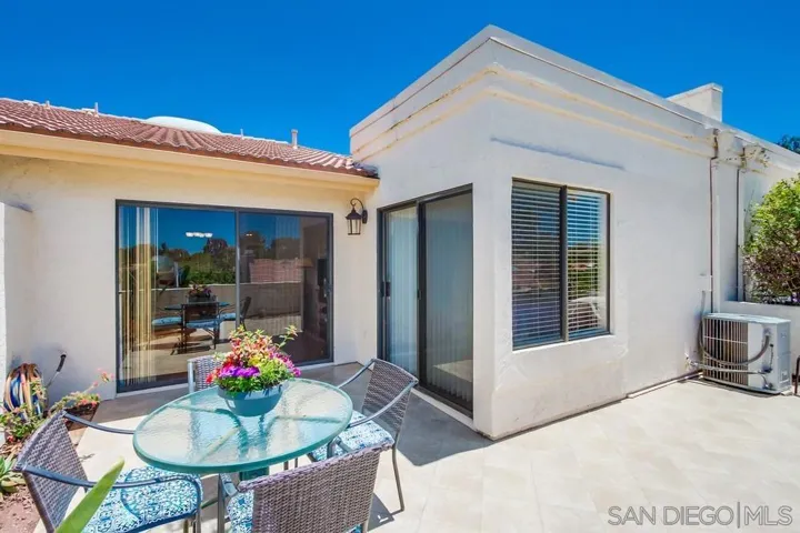 12844 Corte Arauco, San Diego, California 92128