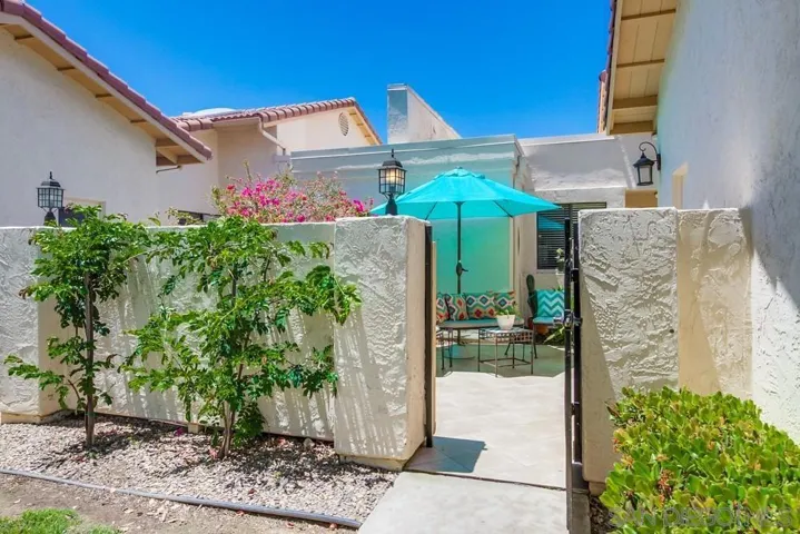 12844 Corte Arauco, San Diego, California 92128
