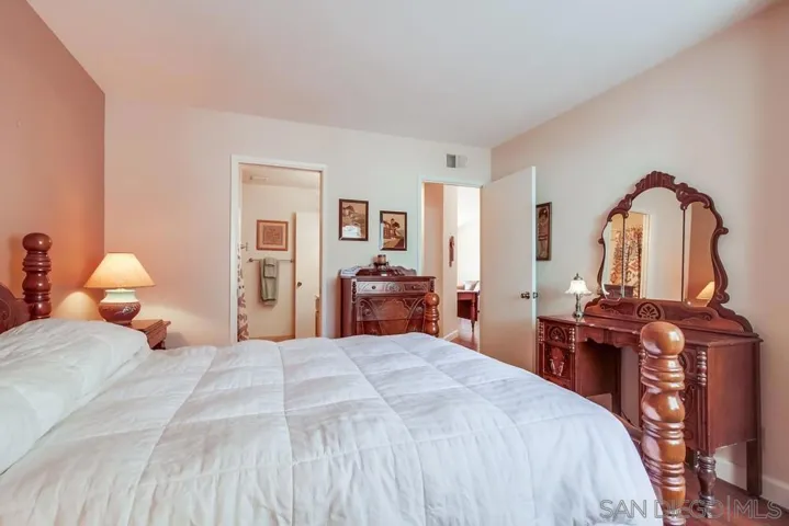 12844 Corte Arauco, San Diego, California 92128