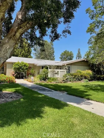 65 Calle Aragon F, Laguna Woods, California 92637