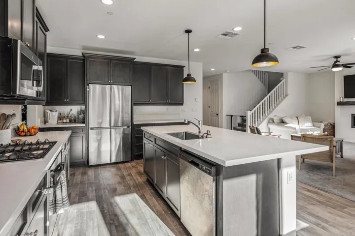 24258 Flora Road, Corona, California 92883