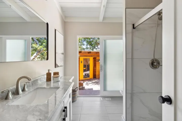 25165 Stewart Place, Carmel, California 93923