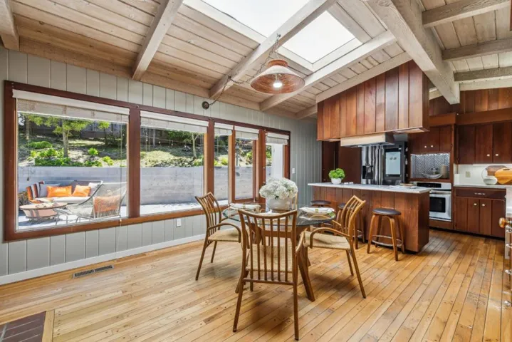 25165 Stewart Place, Carmel, California 93923
