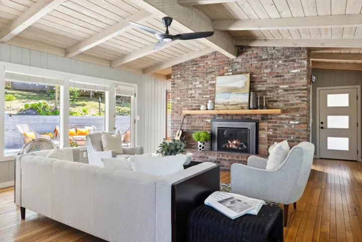25165 Stewart Place, Carmel, California 93923