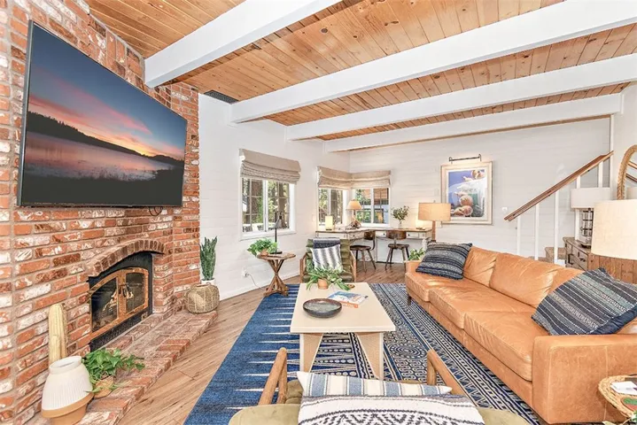 593 Ponderosa Drive, Big Bear Lake, California 92315