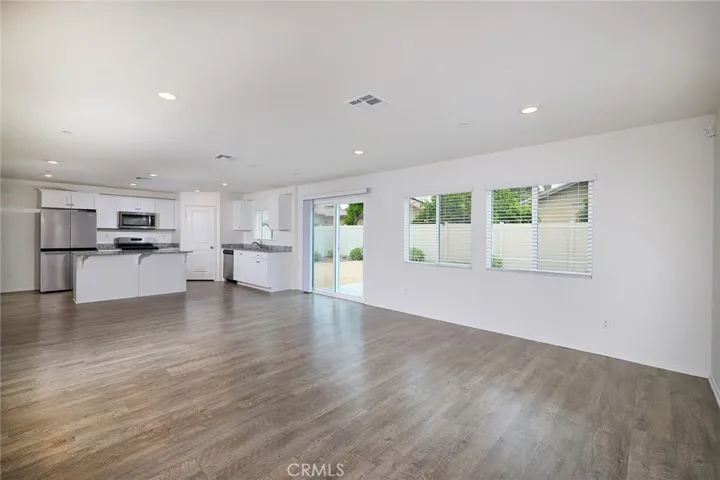 1276 Memorial Avenue, Hemet, California 92543
