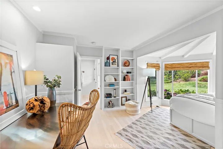 16 S Stonington Road, Laguna Beach, California 92651