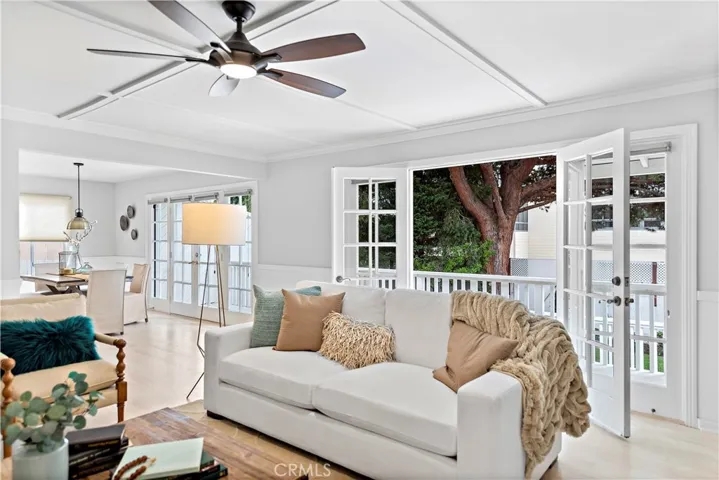 16 S Stonington Road, Laguna Beach, California 92651