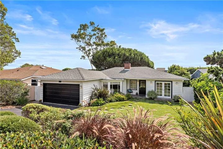 16 S Stonington Road, Laguna Beach, California 92651