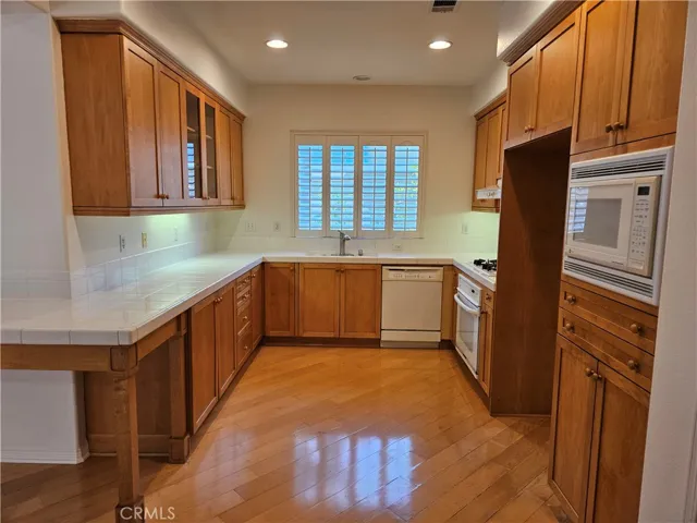 Wraparound kitchen.