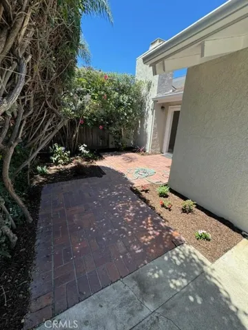 54 Shooting Star 5, Irvine, California 92604