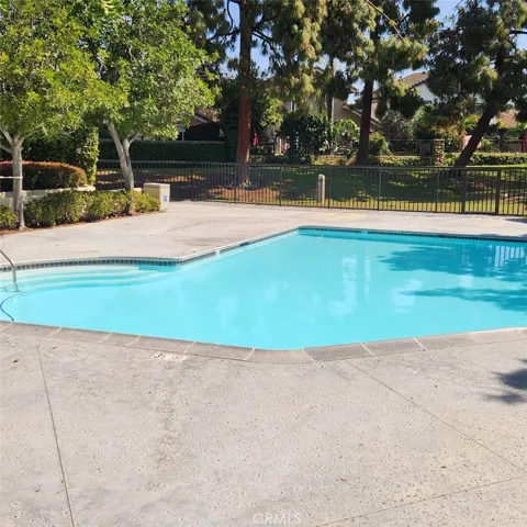 54 Shooting Star 5, Irvine, California 92604