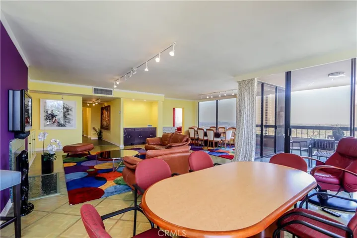 10590 Wilshire Boulevard 1703, Westwood – Century City, California 90024