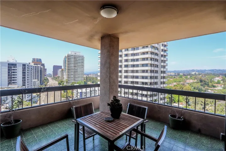 10590 Wilshire Boulevard 1703, Westwood – Century City, California 90024
