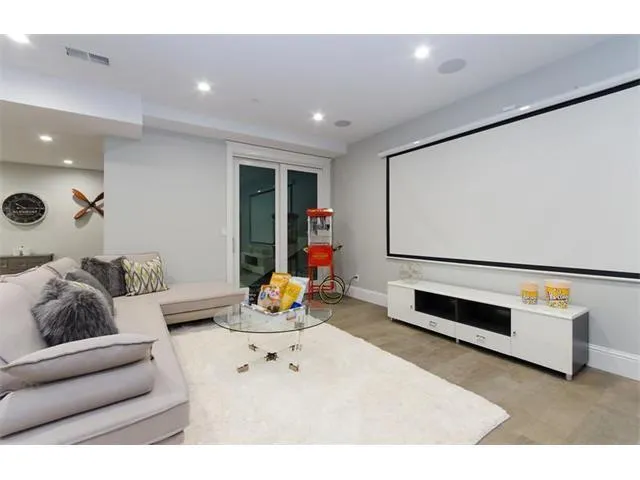 3487 Bryant Street, Palo Alto, California 94306
