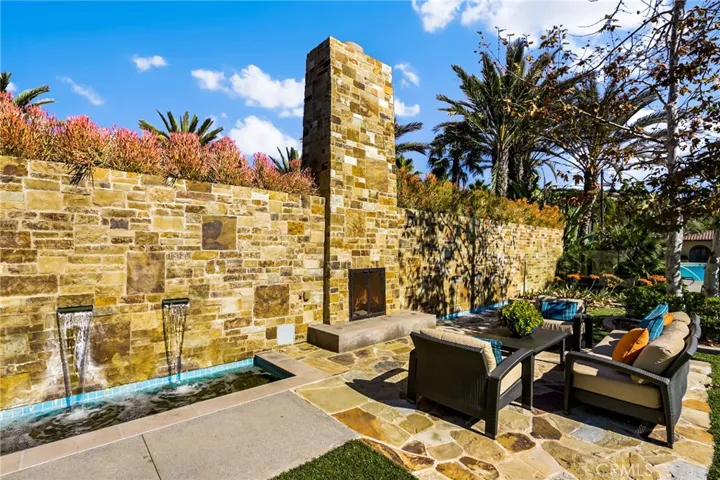 29 Savannah, Lake Forest, California 92630