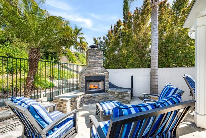 19282 Jasper Hill Road, Lake Forest, California 92679