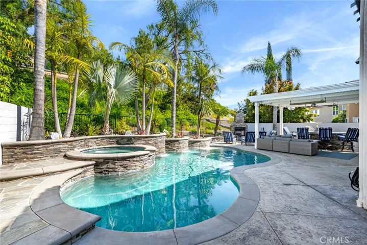 19282 Jasper Hill Road, Lake Forest, California 92679