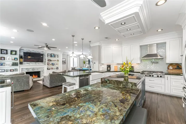 19282 Jasper Hill Road, Lake Forest, California 92679