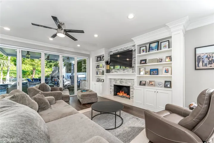 19282 Jasper Hill Road, Lake Forest, California 92679