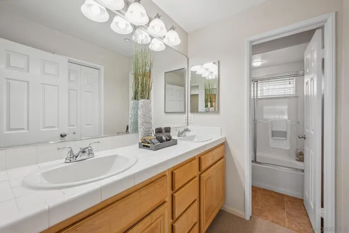 2978 Escala Cir, San Diego, California 92108