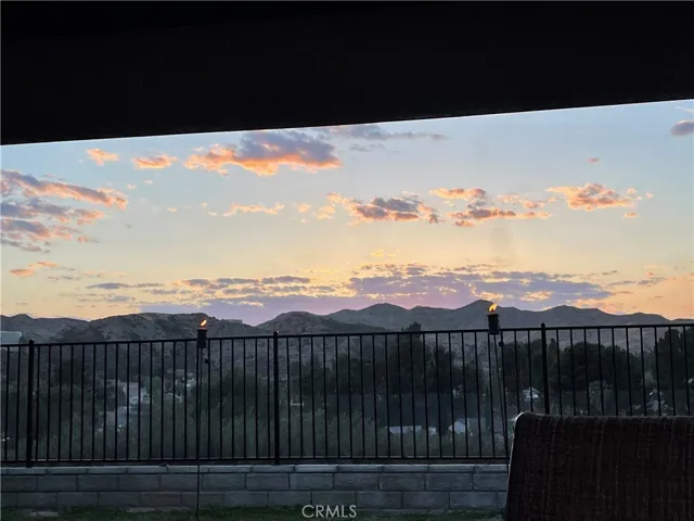 29613 Parkglen Place, Canyon Country, California 91387