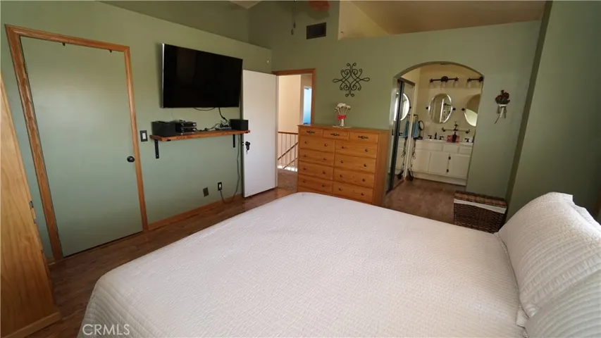 29613 Parkglen Place, Canyon Country, California 91387