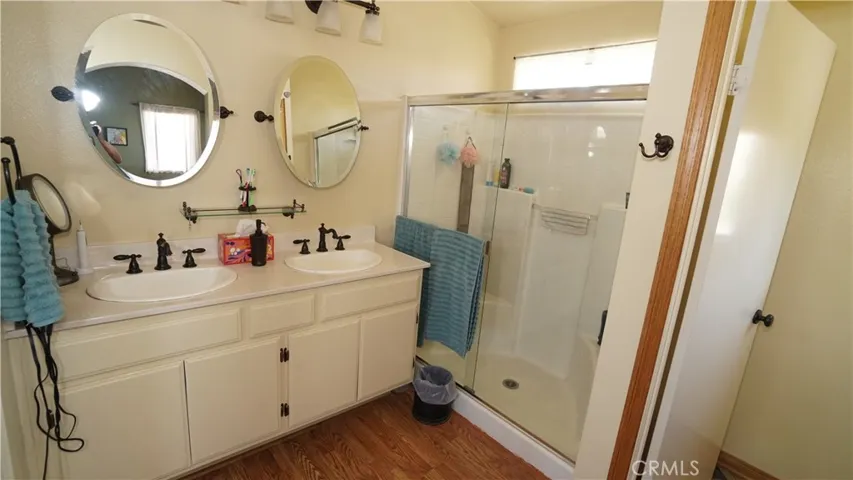 29613 Parkglen Place, Canyon Country, California 91387