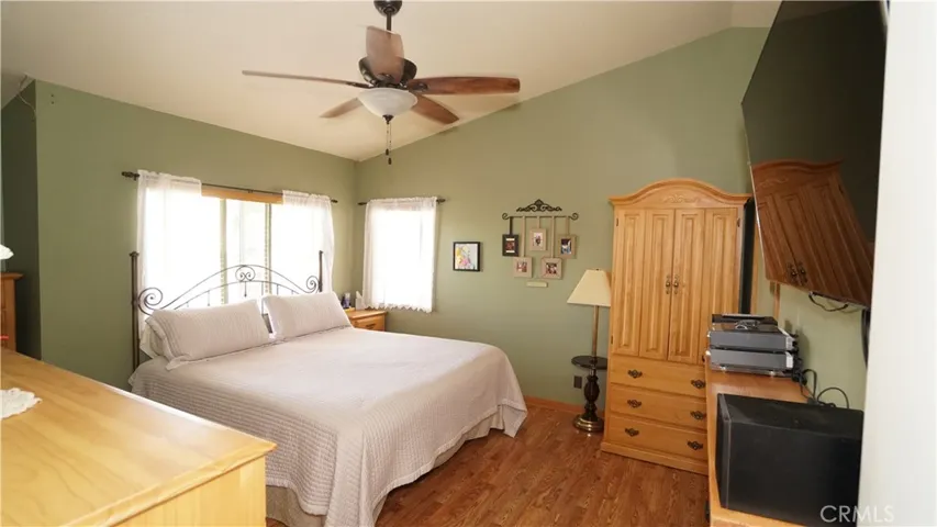 29613 Parkglen Place, Canyon Country, California 91387