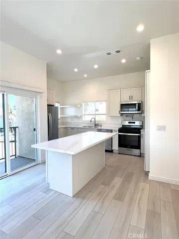 116 S Calle De Gama B, Anaheim Hills, California 92807
