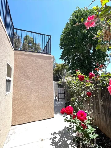 116 S Calle De Gama B, Anaheim Hills, California 92807
