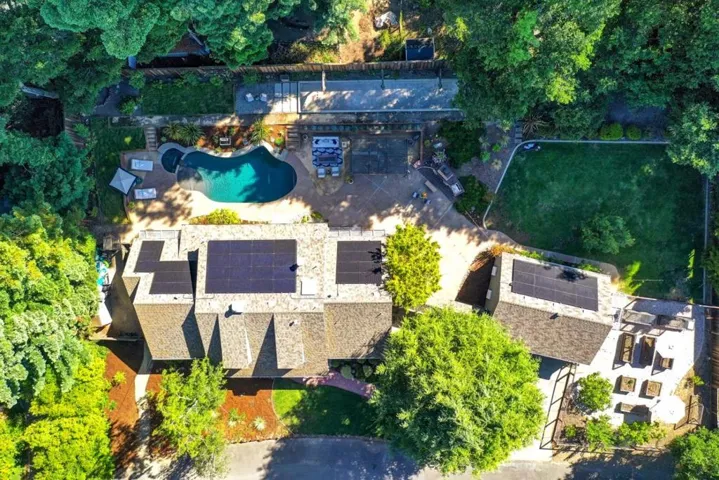 19931 Baroni Court, Saratoga, California 95070
