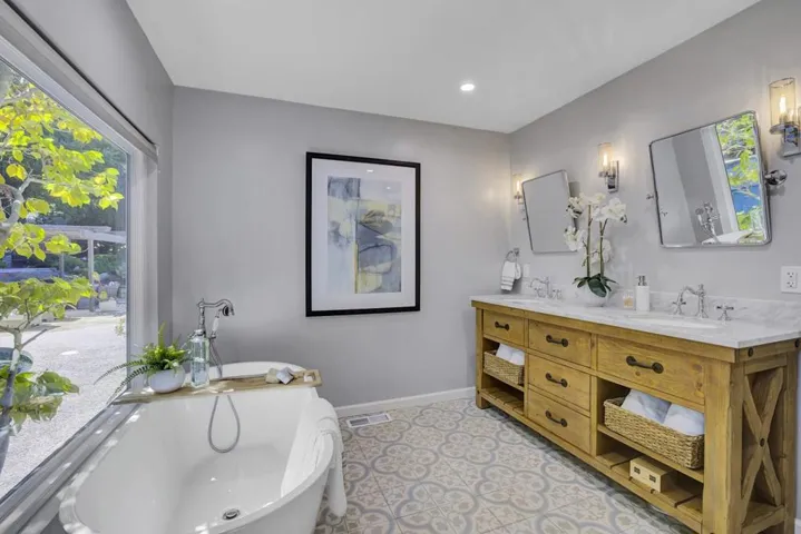 19931 Baroni Court, Saratoga, California 95070