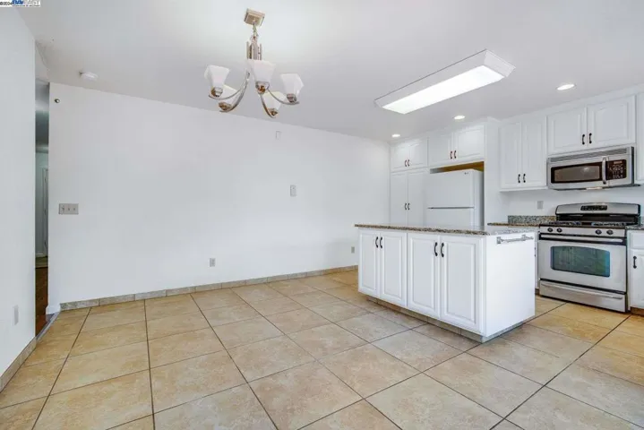 1436 Mcgregor Ave, Petaluma, California 94954