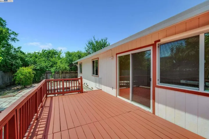 1436 Mcgregor Ave, Petaluma, California 94954