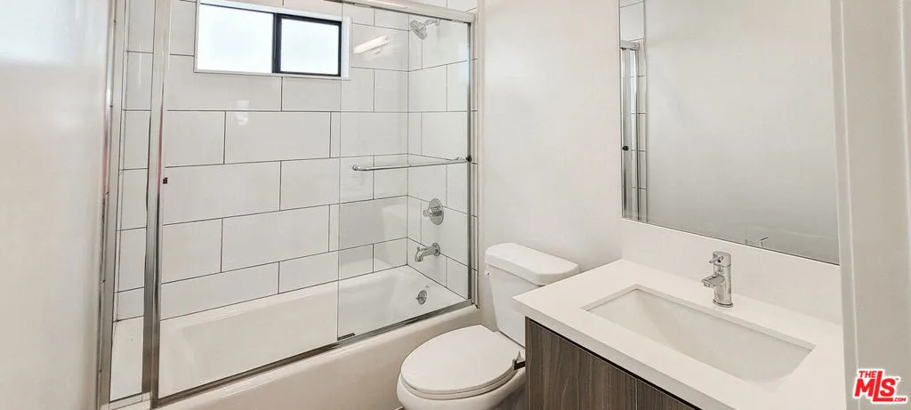 2465 Purdue Avenue 303, Los Angeles, California 90064