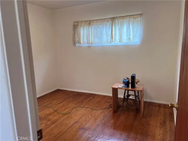 1517 W 180th Street, Gardena, California 90248