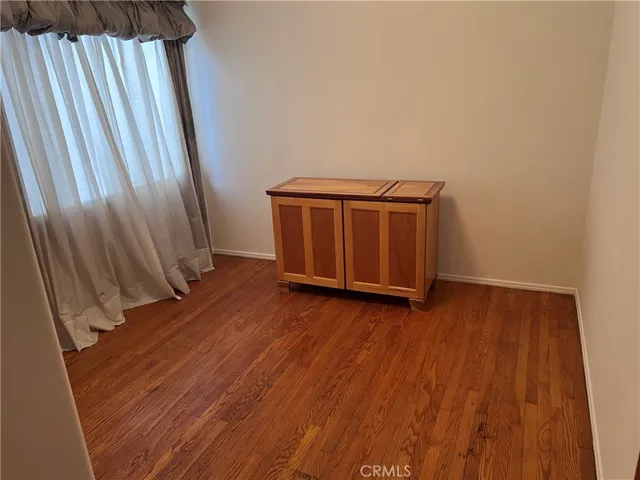 1517 W 180th Street, Gardena, California 90248