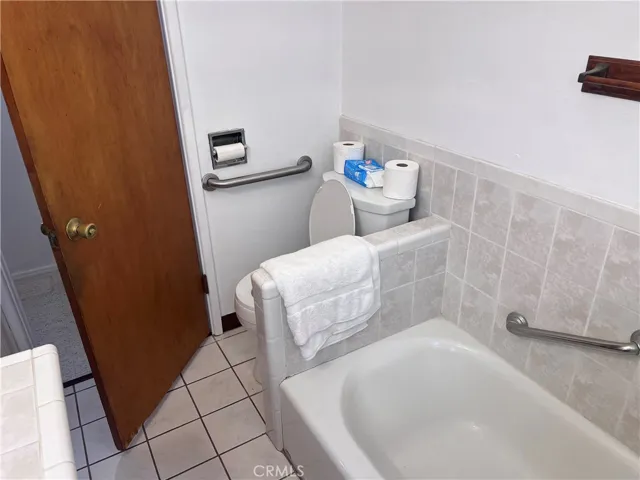 1517 W 180th Street, Gardena, California 90248