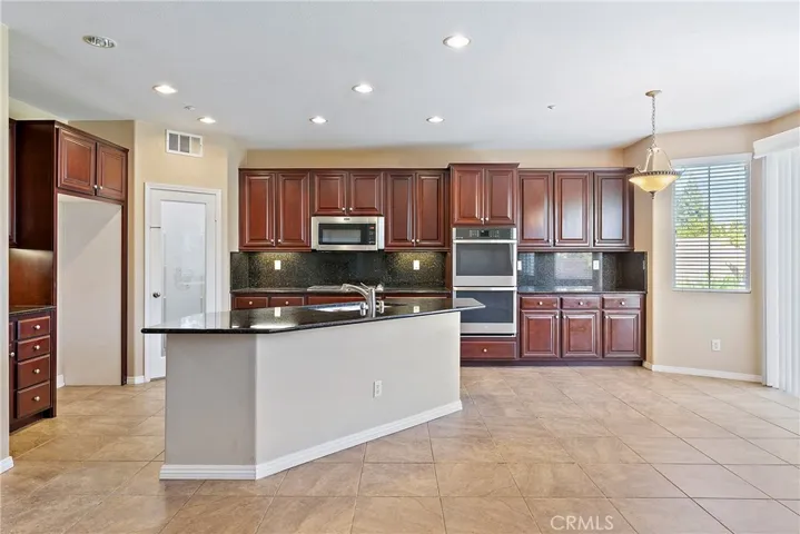 16425 Basswood Lane, Fontana, California 92336