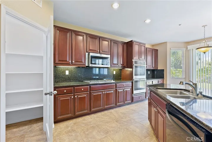 16425 Basswood Lane, Fontana, California 92336