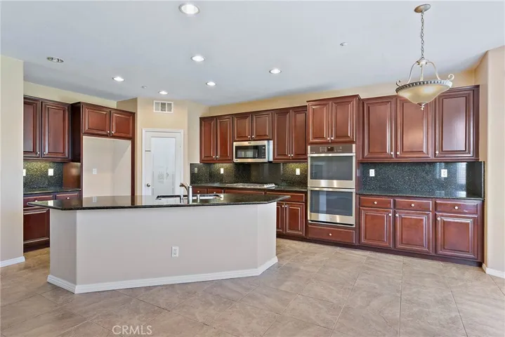 16425 Basswood Lane, Fontana, California 92336