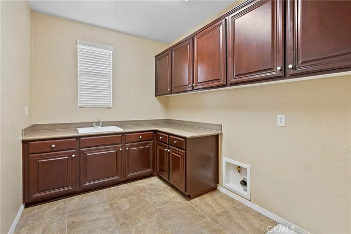 16425 Basswood Lane, Fontana, California 92336