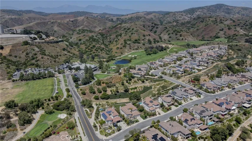 Beautiful rolling hills for great hiking.